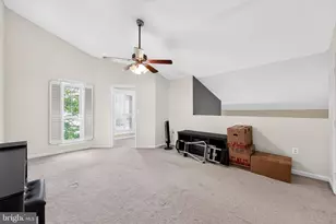 12078 Cardamom Dr, Woodbridge, VA 22192 - Photo 13