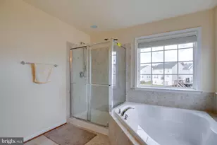 7536 San Diego Ct, Gainesville, VA 20155 - Photo 43