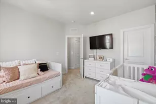 1677 Dunnington Pl, Dumfries, VA 22026 - Photo 27