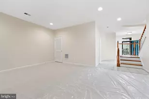 492 Harbor Side St, Woodbridge, VA 22191 - Photo 9