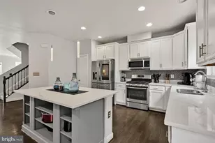 2514 Basin View Ln, Woodbridge, VA 22191 - Photo 17