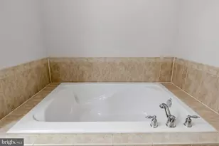 13960 Greendale Dr, Woodbridge, VA 22191 - Photo 19