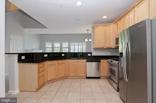 13960 Greendale Dr, Woodbridge, VA 22191 - Photo 35