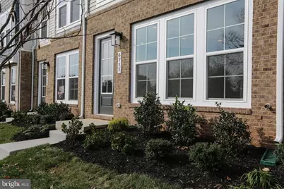 6722 Upland Manor Drive, Gainesville, VA 20155 - Photo 3