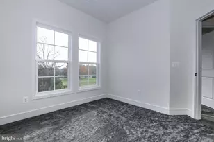 6722 Upland Mnr Dr, Gainesville, VA 20155 - Photo 27