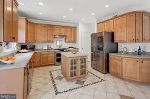 8008 Towering Oak Way, Manassas, VA 20111 - Photo 13