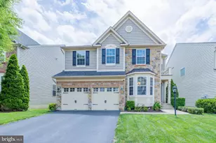 8727 Raleigh Mews, Gainesville, VA 20155 - Photo 1