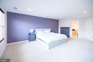 8727 Raleigh Mews, Gainesville, VA 20155 - Photo 23