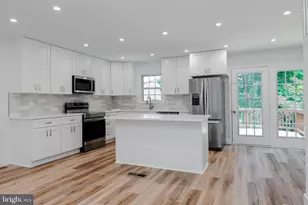12703 Lockleven Ln, Woodbridge, VA 22192 - Photo 9