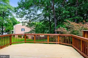12703 Lockleven Ln, Woodbridge, VA 22192 - Photo 17