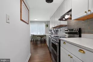 14871 Emberdale Dr, Woodbridge, VA 22193 - Photo 3