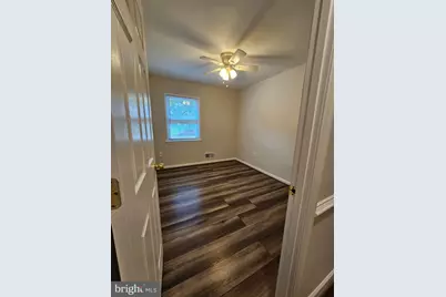 12519 Oakwood Drive, Woodbridge, VA 22192 - Photo 7