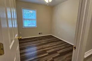 12519 Oakwood Dr, Woodbridge, VA 22192 - Photo 7