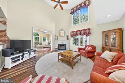 13708 Bridlewood Drive, Gainesville, VA 20155 - Photo 19