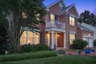 13708 Bridlewood Dr, Gainesville, VA 20155 - Photo 3