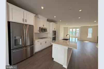 3809 Shale Ridge Road, Woodbridge, VA 22193 - Photo 5