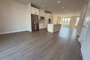 3809 Shale Rdg Rd, Woodbridge, VA 22193 - Photo 3