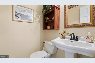 6700 Fox Den Road, Manassas, VA 20112 - Photo 31