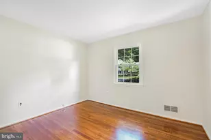 12204 Harbor Dr, Woodbridge, VA 22192 - Photo 17