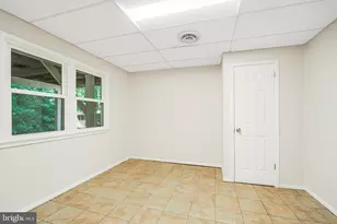 12204 Harbor Dr, Woodbridge, VA 22192 - Photo 33