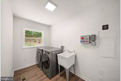 6511 Commonwealth Court, Manassas, VA 20112 - Photo 37