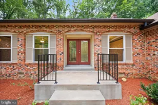 6511 Commonwealth Ct, Manassas, VA 20112 - Photo 7