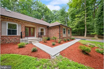 6511 Commonwealth Court, Manassas, VA 20112 - Photo 5