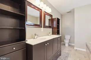 6178 Oaklawn Ln, Woodbridge, VA 22193 - Photo 23