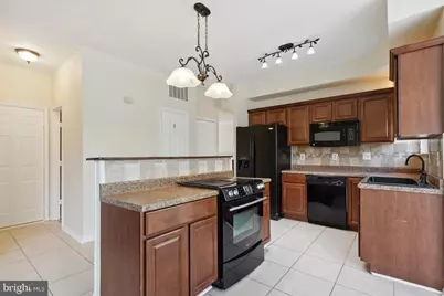 6178 Oaklawn Lane, Woodbridge, VA 22193 - Photo 5