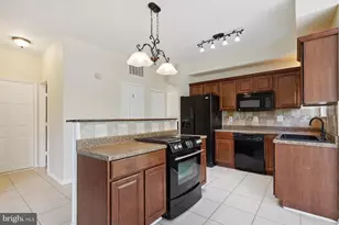 6178 Oaklawn Ln, Woodbridge, VA 22193 - Photo 5