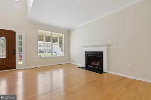 6178 Oaklawn Ln, Woodbridge, VA 22193 - Photo 3