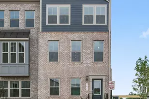 3811 Shale Rdg Rd, Woodbridge, VA 22193 - Photo 1