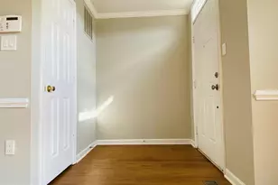 12888 Hunterbrook Dr, Woodbridge, VA 22192 - Photo 5