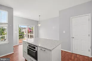 3041 Chinkapin Oak Ln, Woodbridge, VA 22191 - Photo 15