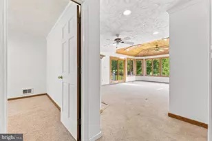 8010 Hillcrest Dr, Manassas, VA 20111 - Photo 15