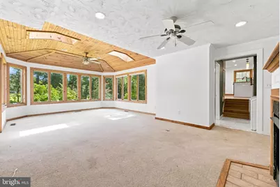 8010 Hillcrest Drive, Manassas, VA 20111 - Photo 21