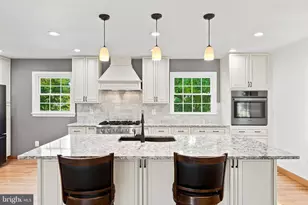 8010 Hillcrest Dr, Manassas, VA 20111 - Photo 39