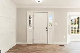 12168 Springwoods Dr, Woodbridge, VA 22192 - Photo 5