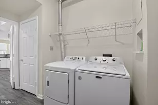 3975 Cressida Pl, Woodbridge, VA 22192 - Photo 19