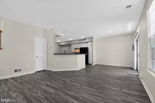 3975 Cressida Pl, Woodbridge, VA 22192 - Photo 7