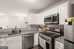 1025 Gardenview Loop, Woodbridge, VA 22191 - Photo 11