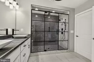 8007 Turtle Crk Cir, Gainesville, VA 20155 - Photo 41