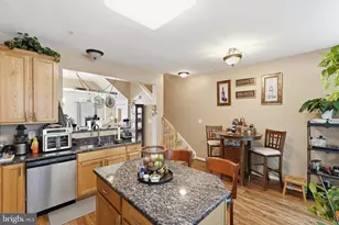 4085 Cressida Pl, Woodbridge, VA 22192 - Photo 9