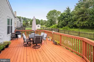 16995 Cass Brook Ln, Woodbridge, VA 22191 - Photo 5