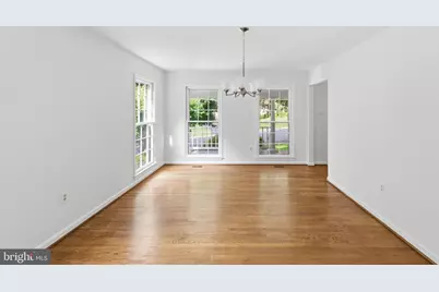 12207 Knightsbridge Drive, Woodbridge, VA 22192 - Photo 9