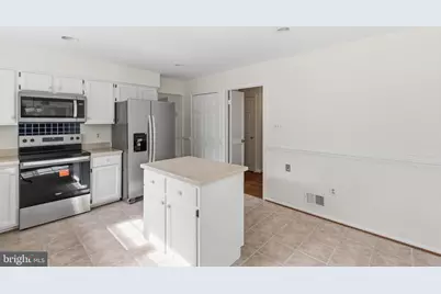 12207 Knightsbridge Drive, Woodbridge, VA 22192 - Photo 15