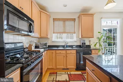 7033 Little Thames Drive, Gainesville, VA 20155 - Photo 23