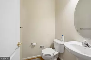 7033 Little Thames Drive, Gainesville, VA 20155 - Photo 5