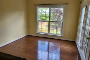 6161 Popes Creek Pl, Haymarket, VA 20169 - Photo 5