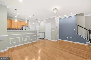 2415 Rainswood Ln, Woodbridge, VA 22191 - Photo 9